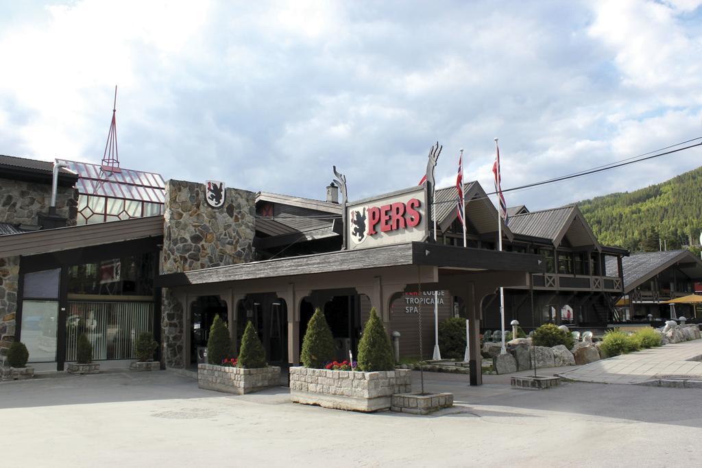 Pers Hotel Gol Bagian luar foto